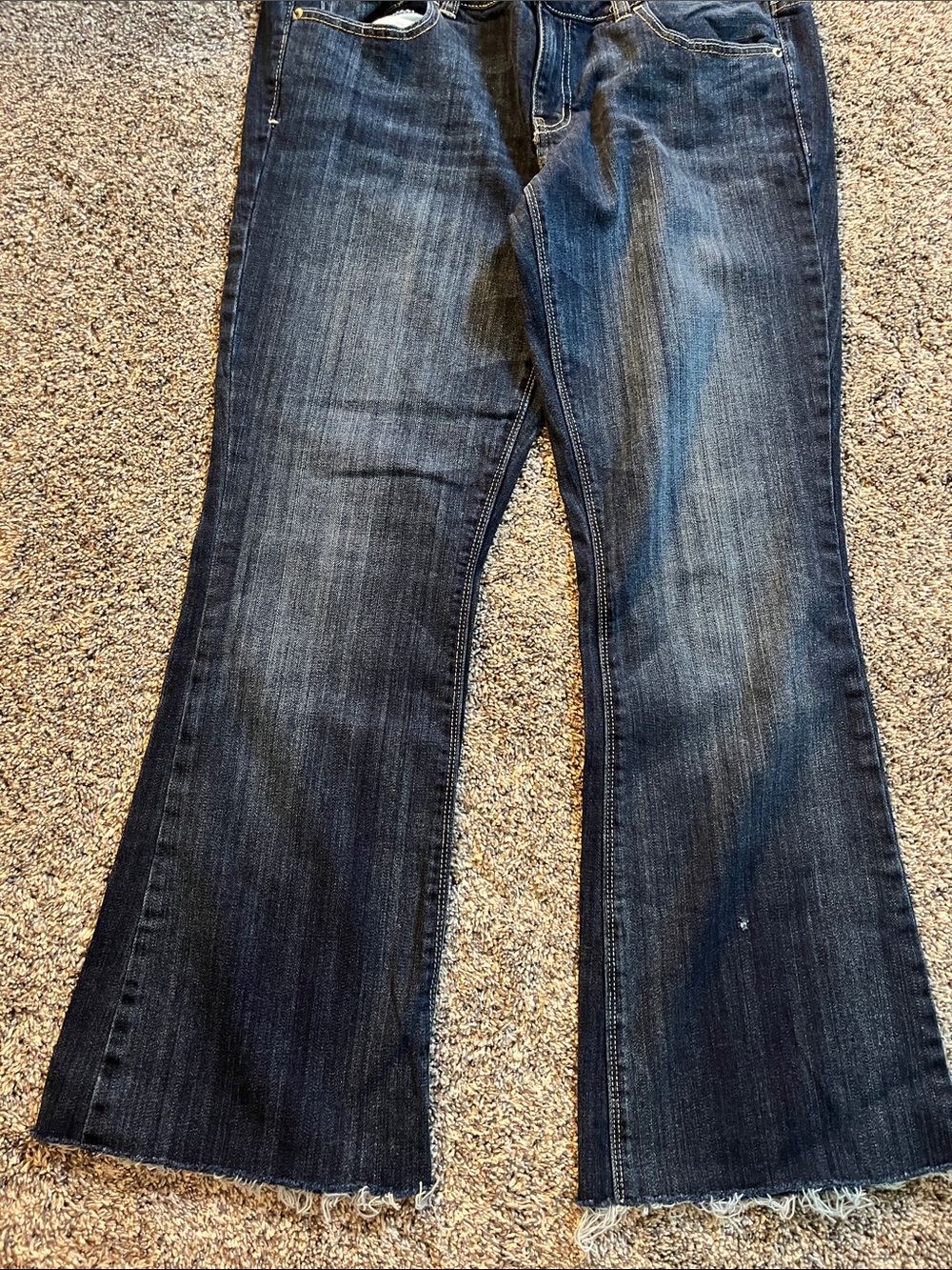 American Eagle Artist Wide Leg Cropped Jeans Flaw